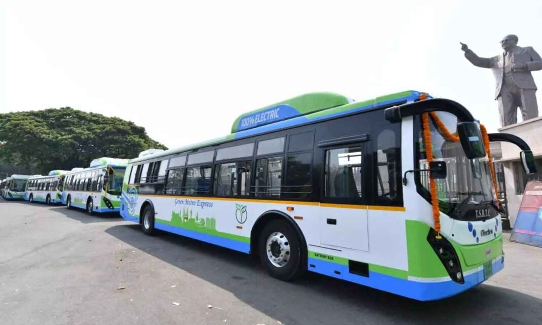 Hyderabad Gets 5,000 Special Buses for Rakhi Rush