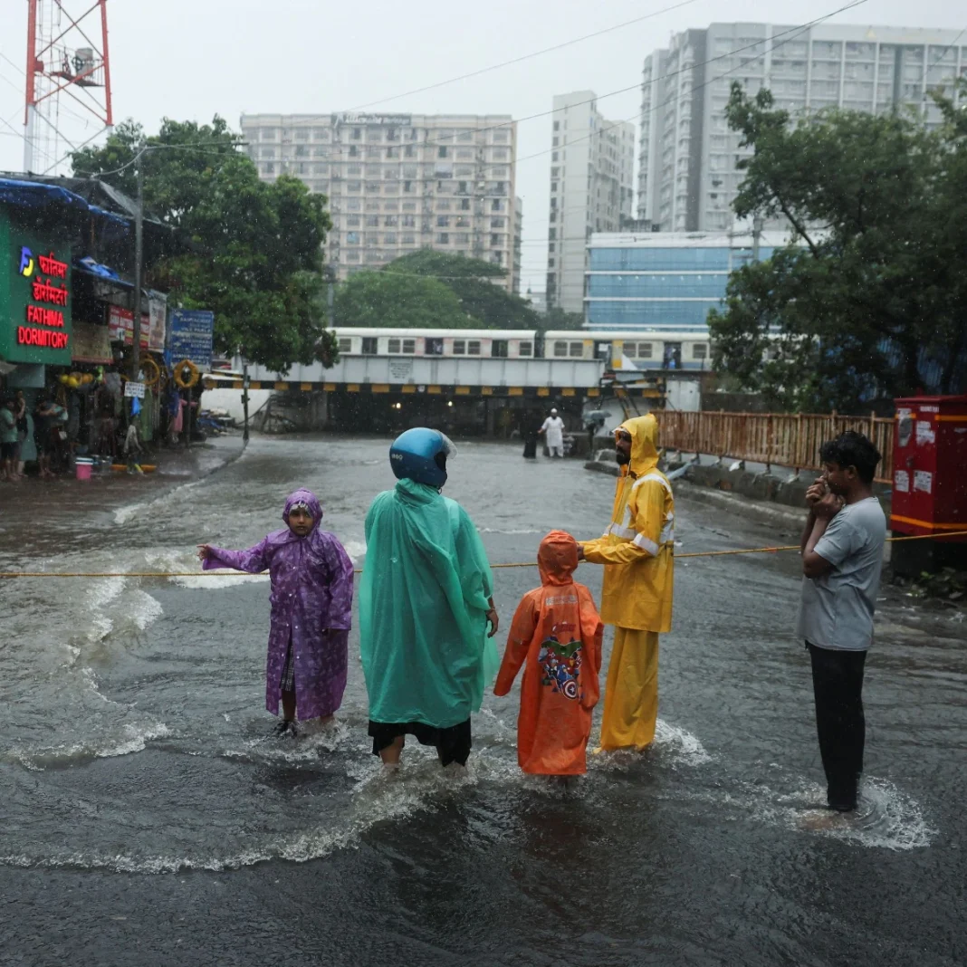 Hyderabad Monsoon Raises Leptospirosis Health Concerns