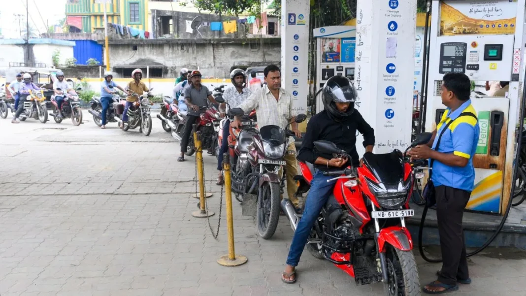 Kolkata Fuel Prices Test Household Transport Budgets