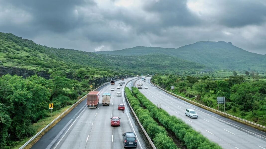 Gujarat Infrastructure Push Reshapes Growth Corridors