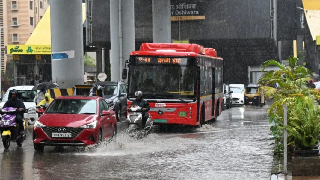 Mumbai Monsoon Road Damage Disrupts Daily Travel