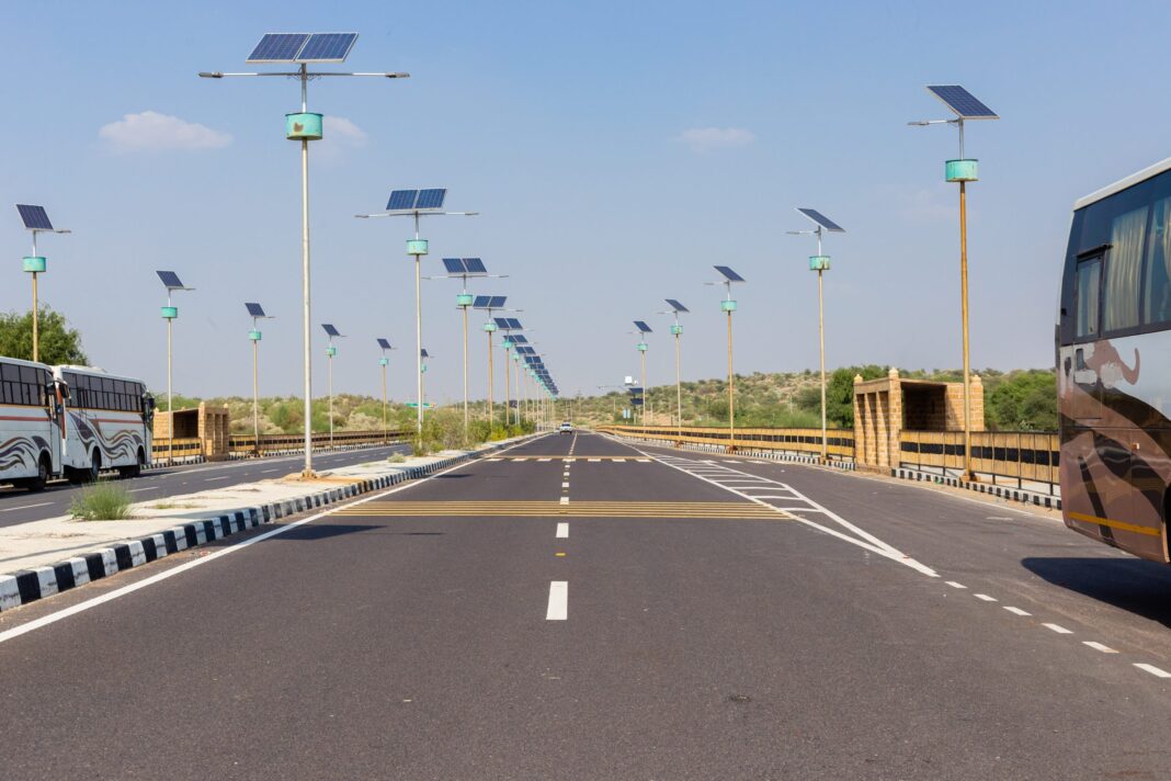 Maharashtra Plans Smarter Roads With New Traffic System
