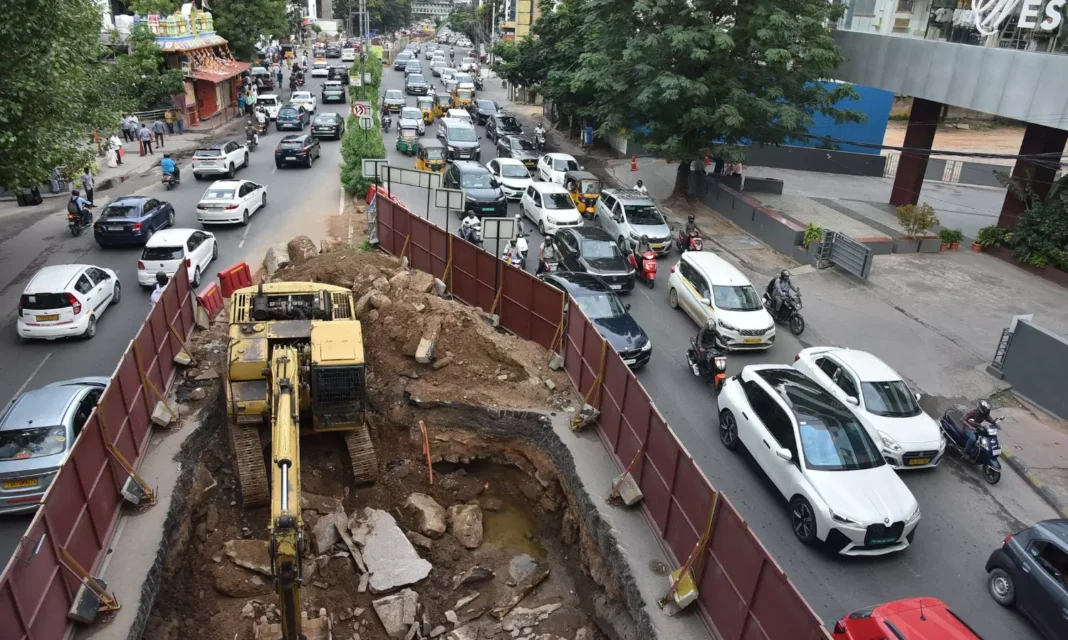 Hyderabad KBR Park One Way Triggers Road Works