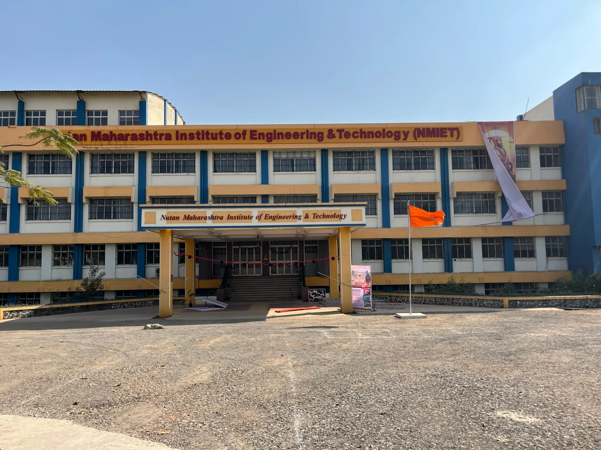 Maharashtra Engineering Admissions Surge, But AI Demand Is Reshaping Colleges