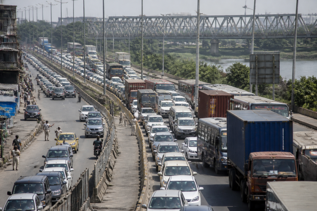 Vehicles queued during a traffic jam on the Mumbai-Ahmedabad Highway near Vasai