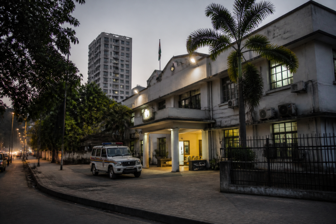 Ramnagar police station area in Dombivli linked to an investment fraud case involving 68 investors