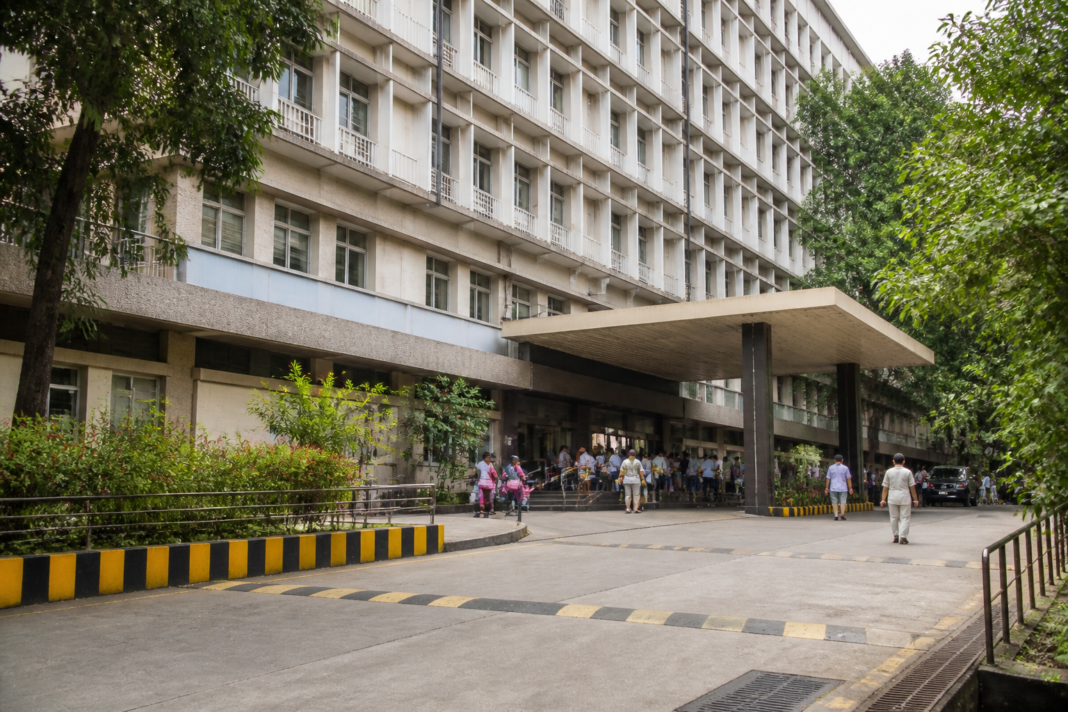 Kandivali Shatabdi Hospital building representing the blood bank licence suspension ordered by Maharashtra FDA