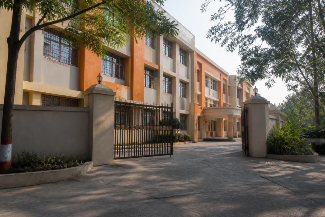 Private school building in Maharashtra representing the RTE fee reimbursement review