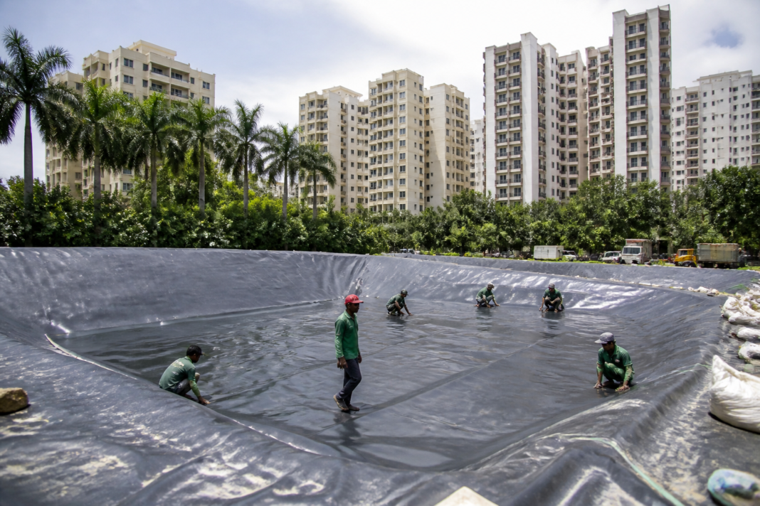 Artificial immersion pond being prepared for Ganesh visarjan in Navi Mumbai