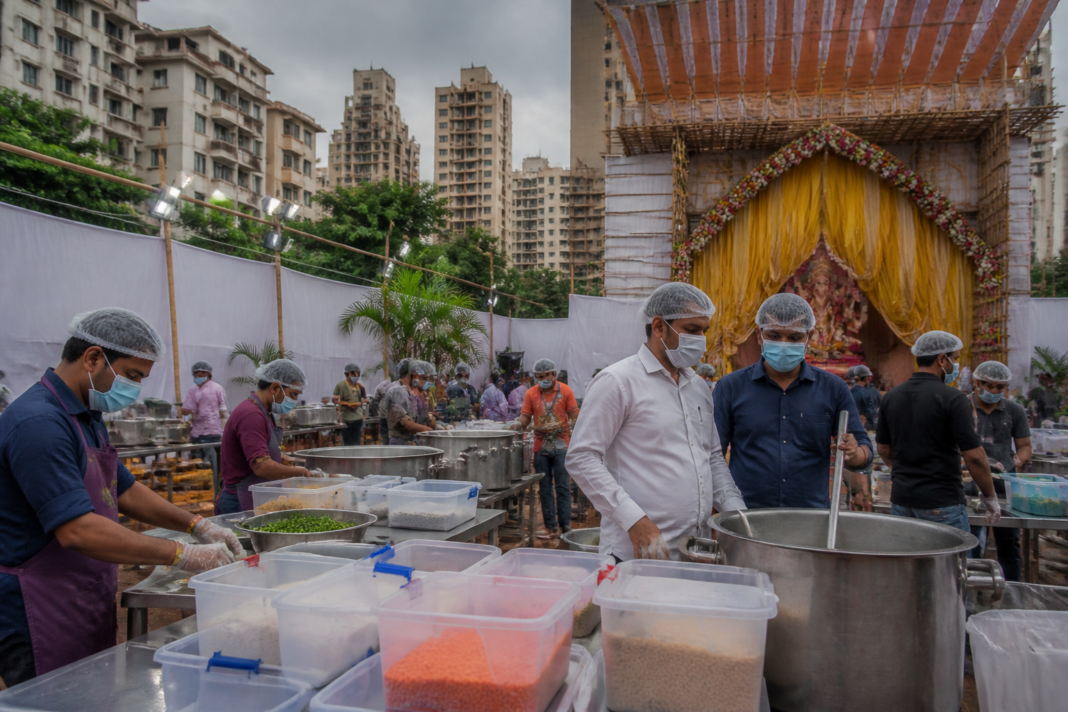 Mumbai Ganesh festival mandal preparing a community meal under new FDA compliance rules