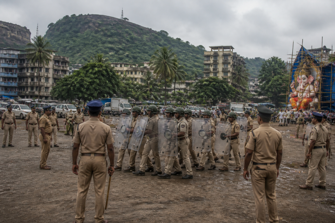 Ganeshotsav security arrangements with police managing crowds and traffic in Vasai-Virar