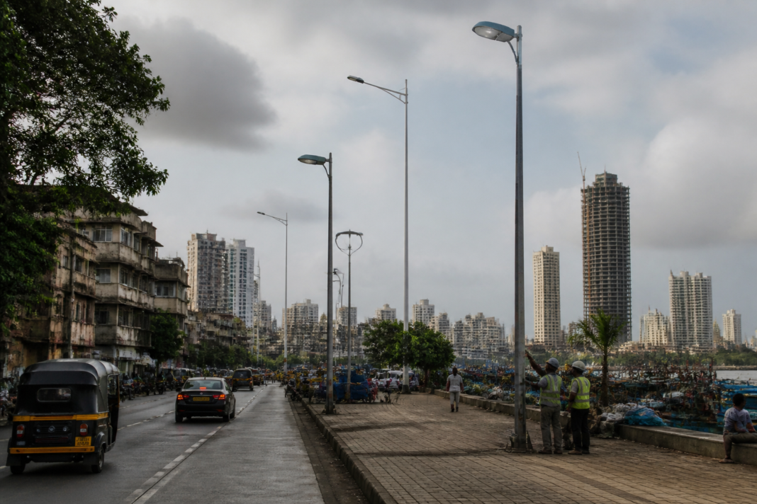 BEST street light poles planned for Worli, Mumbai, along an urban road