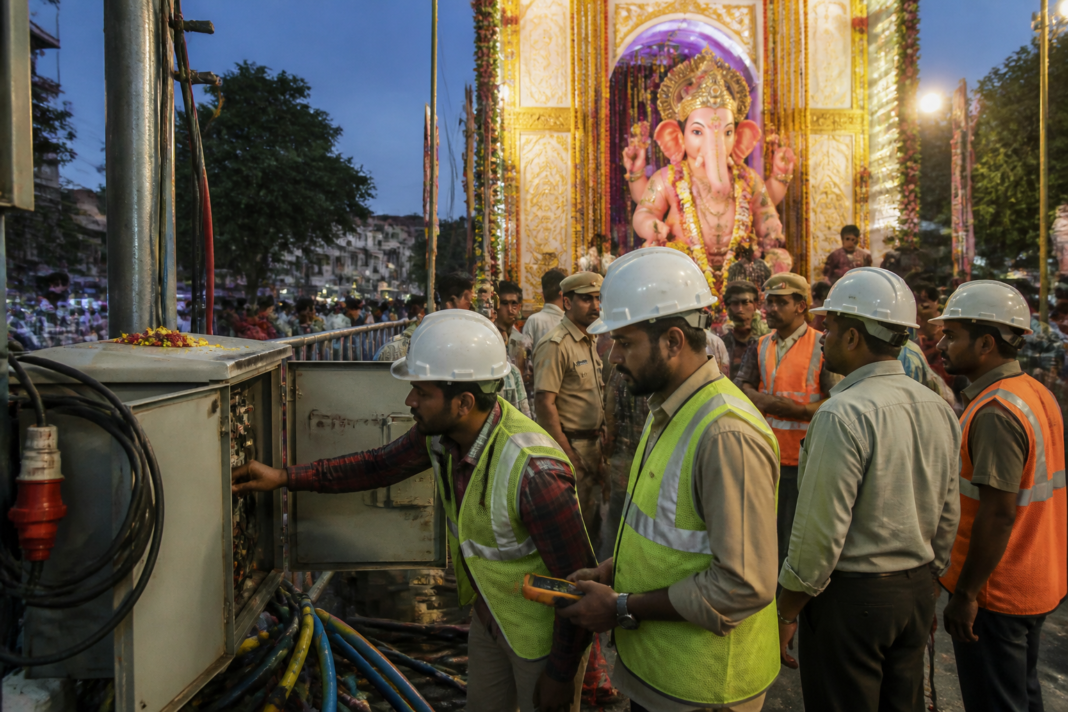 TGSPDCL power arrangements at a Hyderabad Ganesh pandal