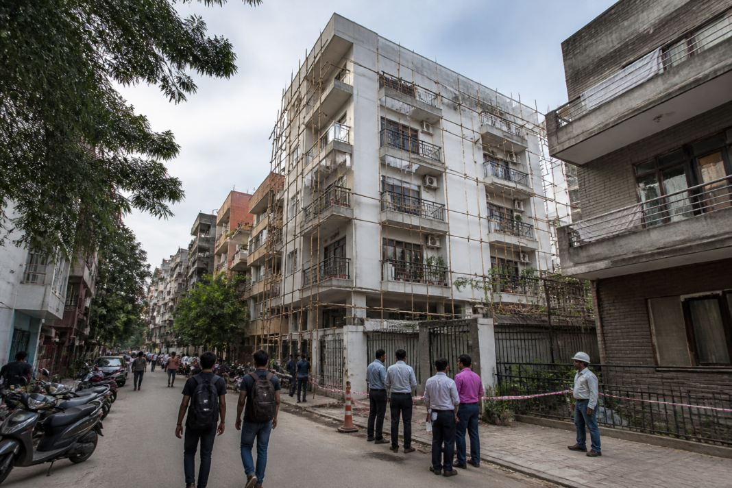 Delhi hostel safety concerns near a student paying-guest building in Satya Niketan