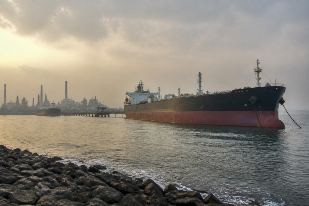 Saudi Aramco India crude supply disruption affecting oil tankers near a refinery