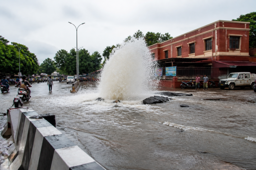 Metro Water pipeline leak flooding the road near Pallavaram police station in Chennai