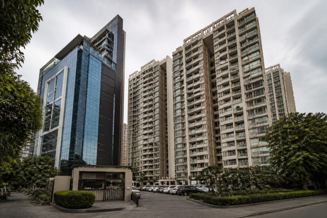 MREAT ruling on a Mumbai housing society’s conveyance and additional FSI dispute