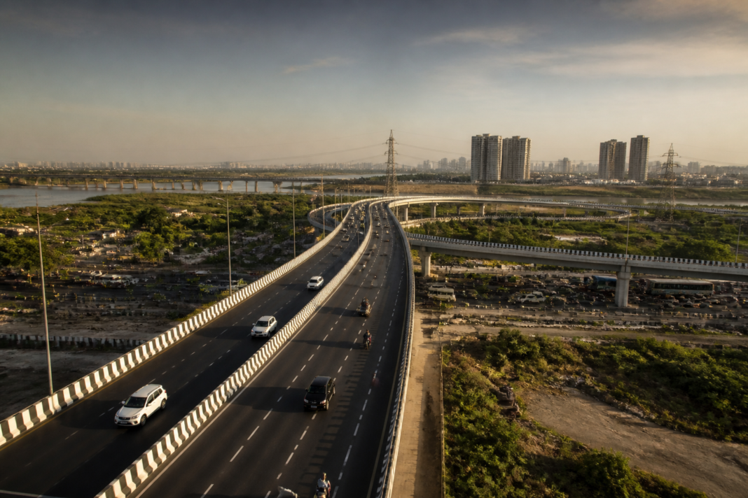 Barapullah Phase III flyover connecting Mayur Vihar and Sarai Kale Khan in Delhi
