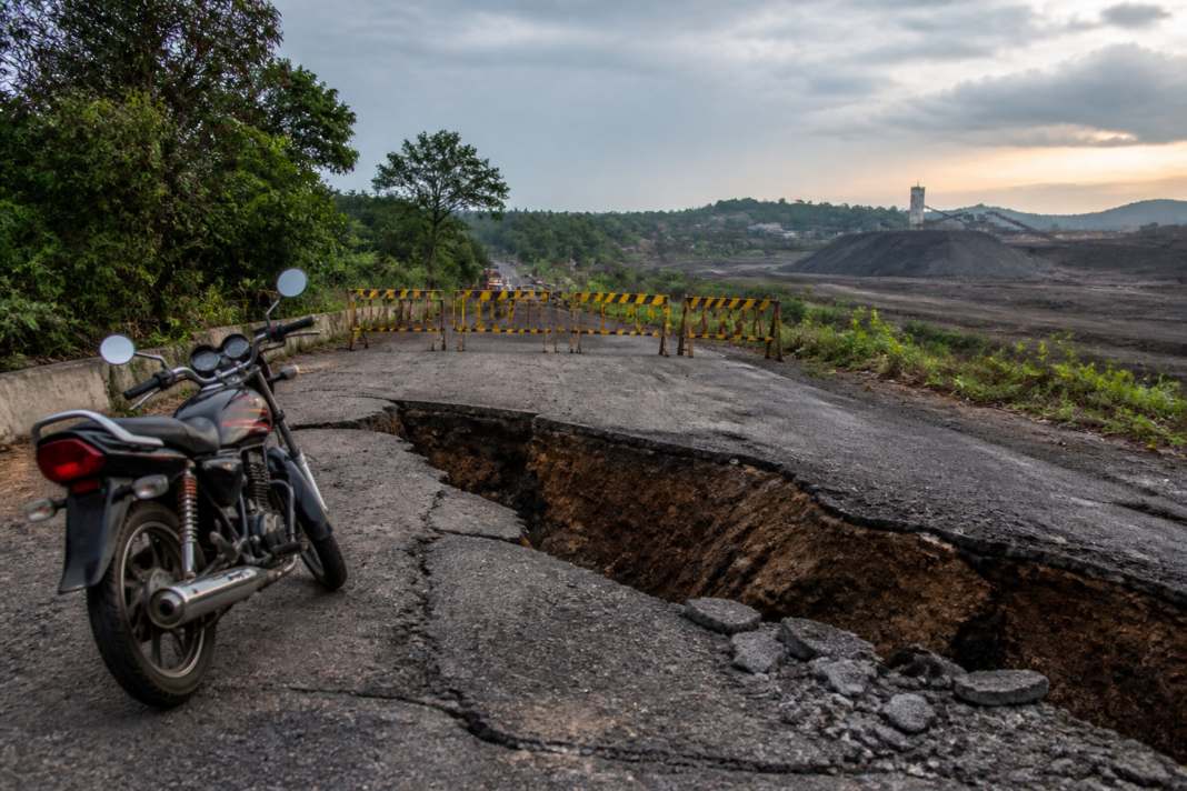 Google Maps-linked road accident site near a collapsed road in Paschim Bardhaman