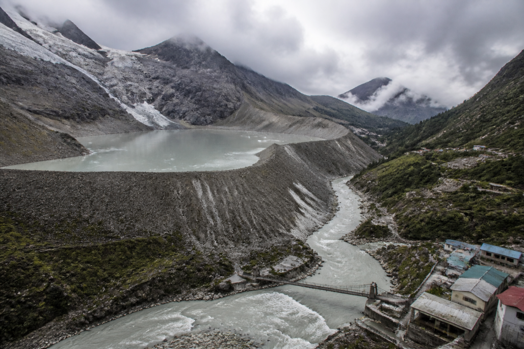 Hindu Kush Himalayan glacial lakes above a vulnerable mountain river and downstream infrastructure