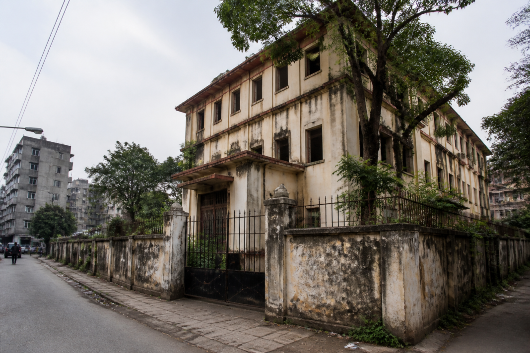 Unused school building linked to West Bengal’s 933 zero-enrolment schools