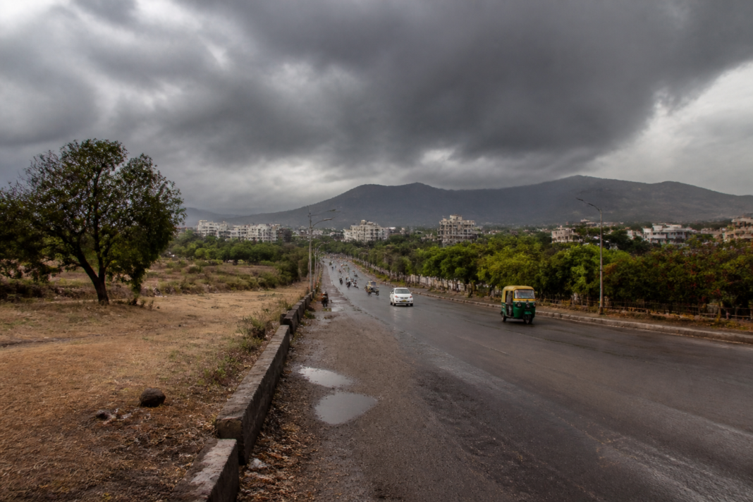 Maharashtra monsoon withdrawal forecast amid dry conditions in Pune