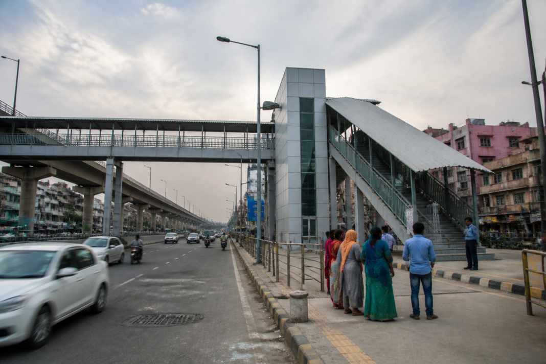 Delhi foot overbridges planned across the Delhi-Meerut Expressway for safer pedestrian crossings.