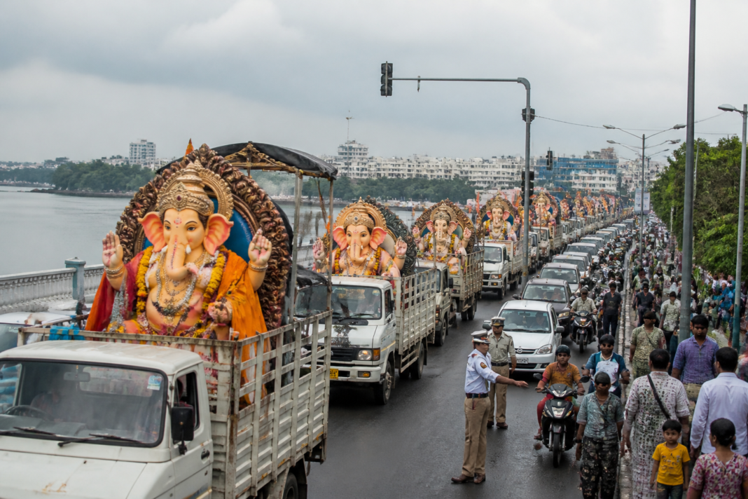 Hyderabad traffic restrictions near Tank Bund during Ganesh idol immersion processions