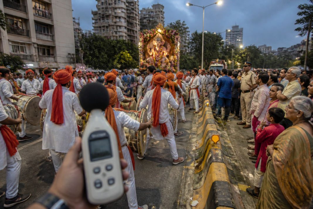 Navi Mumbai noise pollution monitoring during a Ganesh immersion procession