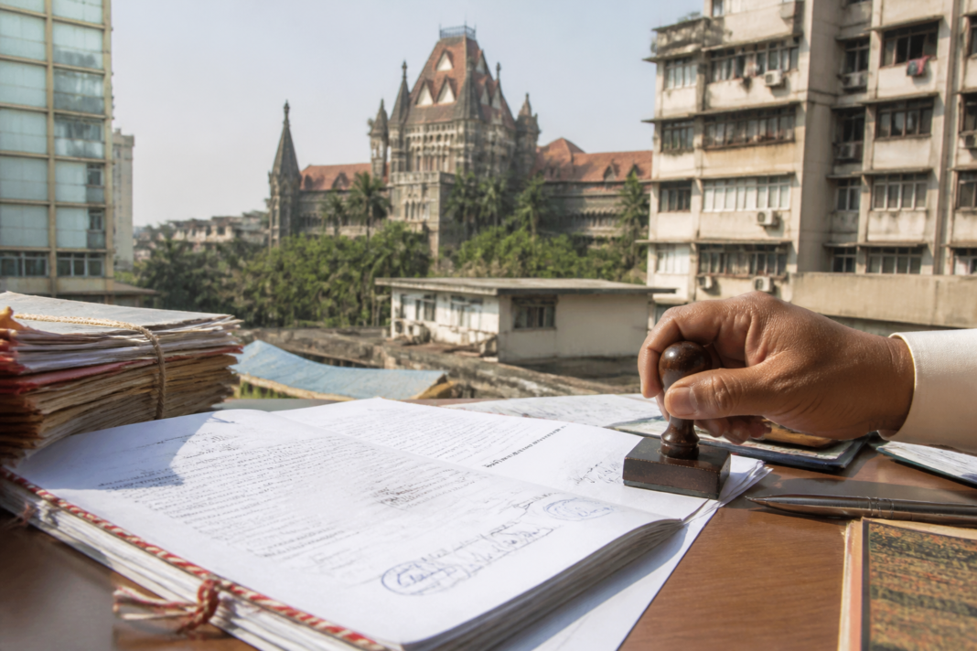 Bombay High Court lease deed order involving a Bhandup property registration dispute