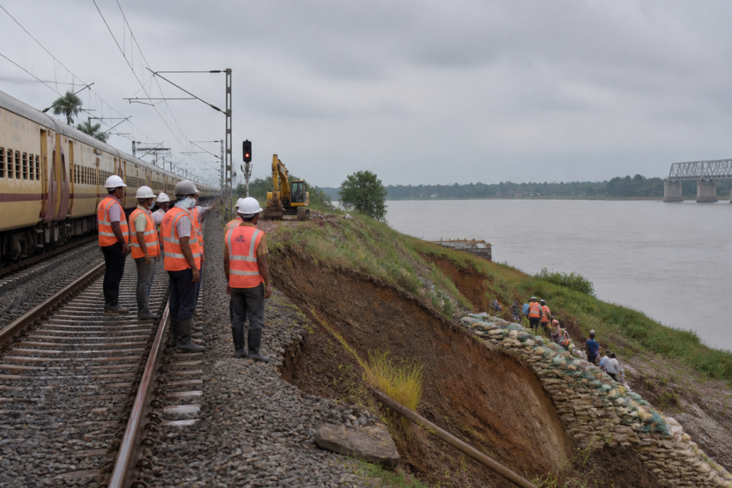 Railway tracks near the Ganga embankment in Jharkhand after damage disrupted train services