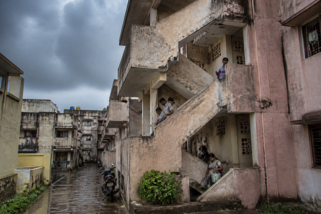 Damaged Srinivasapuram homes in Chennai with cracked walls and unsafe balconies