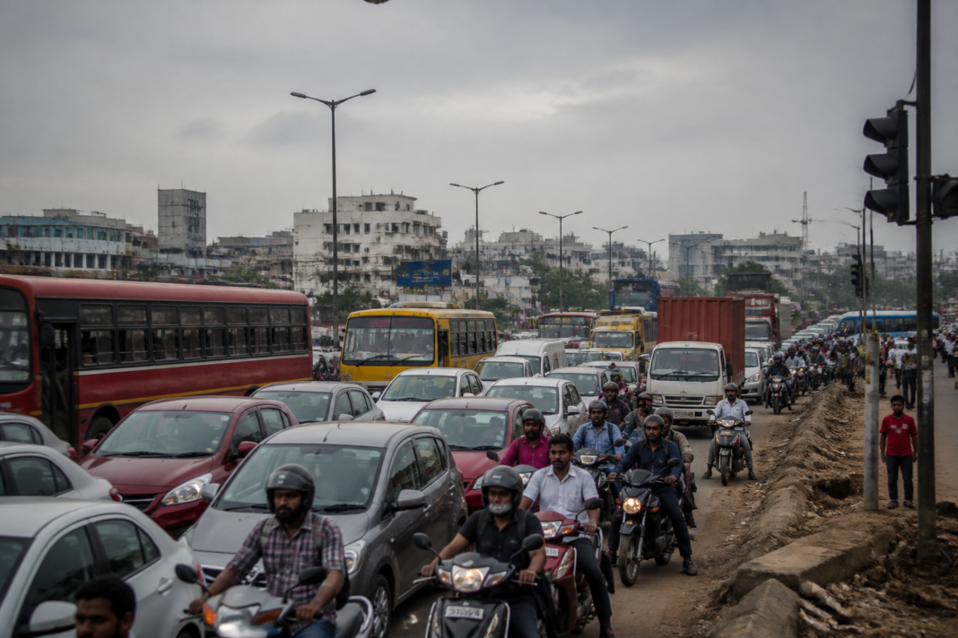 Kalyan-Shilphata traffic jam involving cars, buses and trucks at a congested regional junction