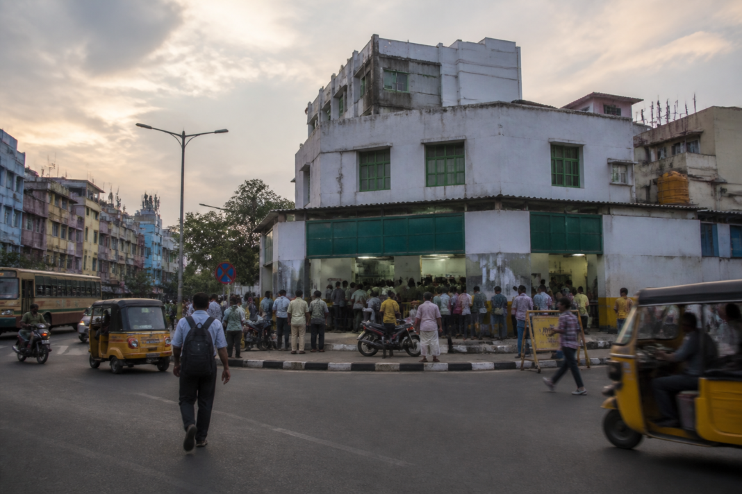 Tasmac shops in Chennai covered by a Madras High Court ruling on closure powers