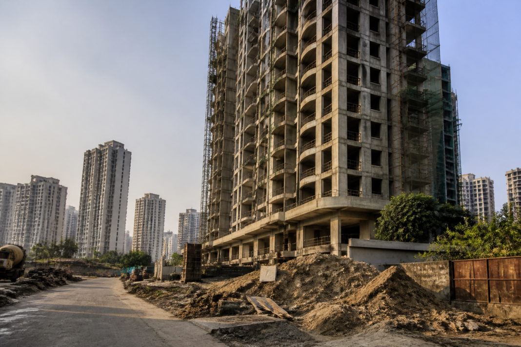 Gurgaon flat refund case involving a delayed residential project in Sector 83