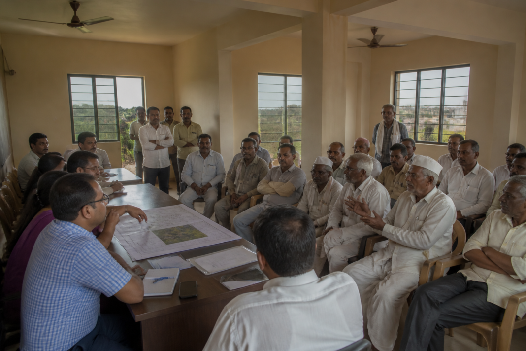 Pune Inner Ring Road land acquisition meeting with farmers and PMRDA officials in Kolwadi.