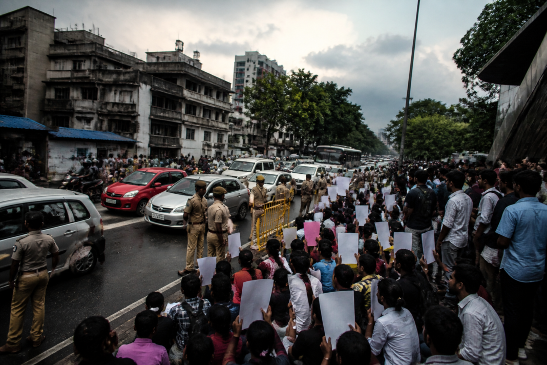 Pune MPSC protest case linked to a crowded Shastri Road traffic corridor in Navi Peth