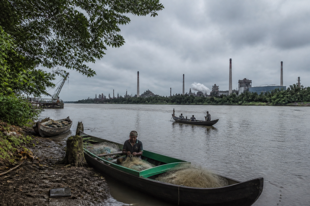 Periyar river pollution affecting fish habitats and riverside livelihoods in Ernakulam